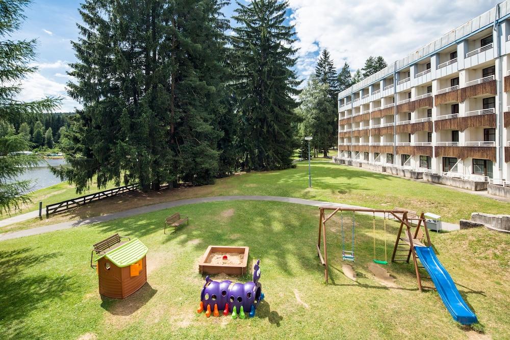 Orea Resort Devet Skal Vysocina Snezne  Ngoại thất bức ảnh